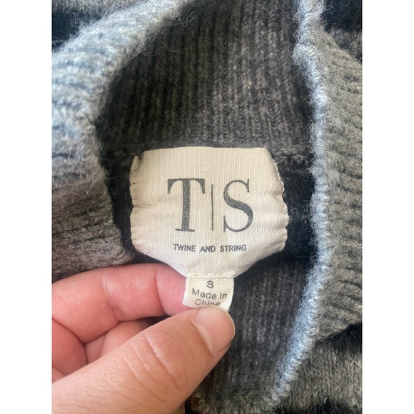 Twine & String Women's Black Zebra Stripe Fuzzy Mock Neck Sweater. Size S - Picture 5 of 5